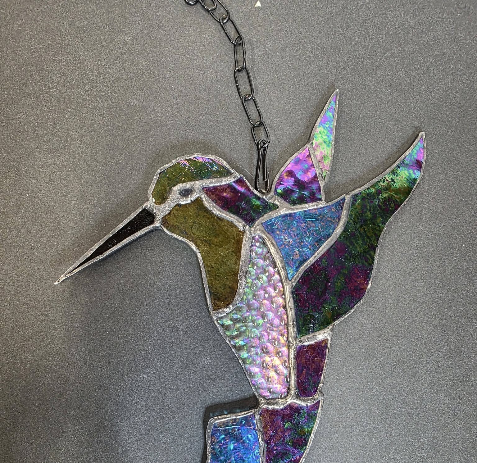Stained glass hummingbird suncatcher, iridescent glass